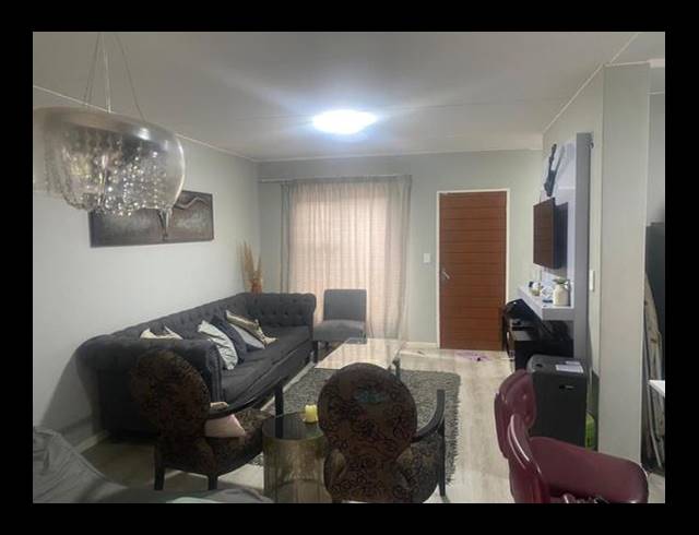 3 BEDROOM TOWNHOUSE FOR SALE IN TERENURE